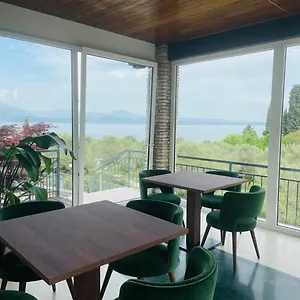 https://hotel-mon-repos.it-lombardy.com